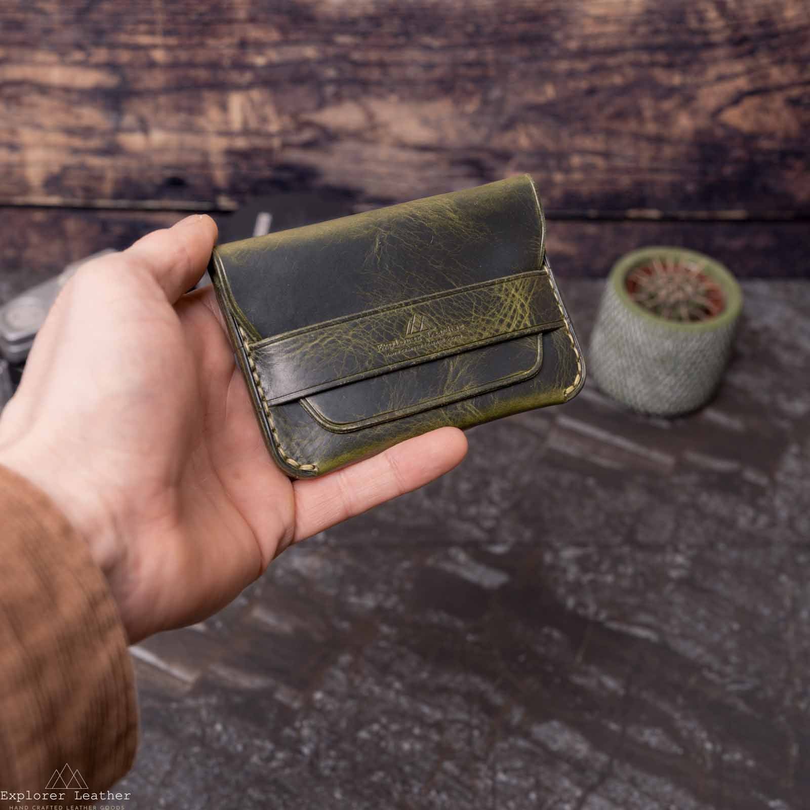 Oliva green flap card holder